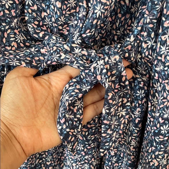 Banana Republic Navy Floral Long Sleeve Dress size xs - Picture 5 of 11